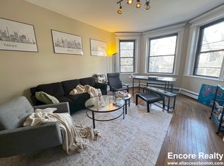 27 Stearns Rd #3A, Brookline, MA 02446