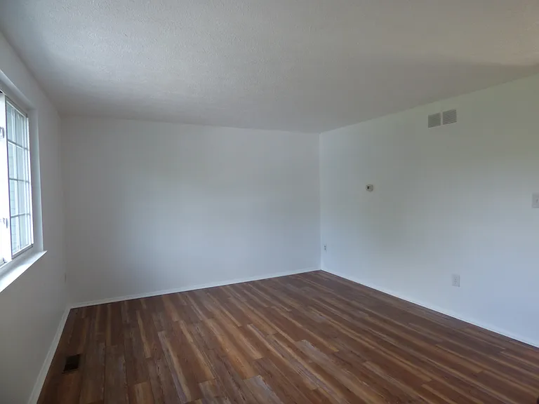 210 Spring St — Photo 16