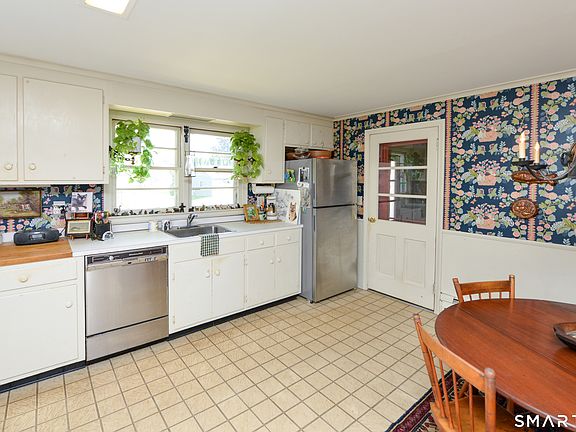 5th image of 58 Cleveland Street