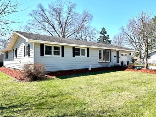 907 Lamar Dr, Milton, WI 53563