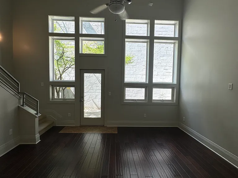 619 N 4th St #104 — Photo 2