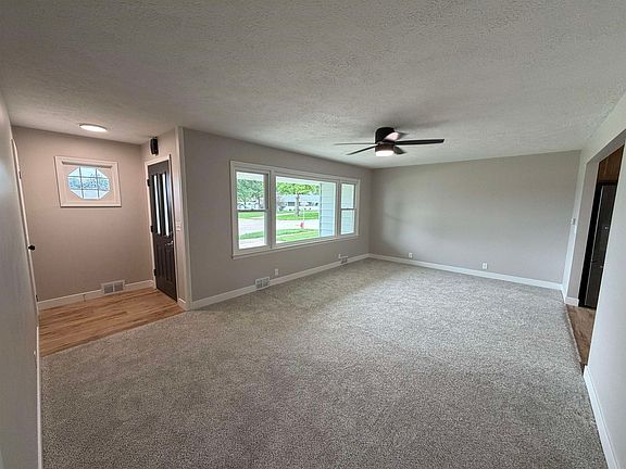 3rd image of 511 N 3rd St
