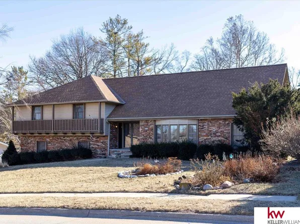 12711 Leavenworth Rd, Omaha, NE 68154