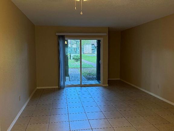 4th image of 1505 25th St