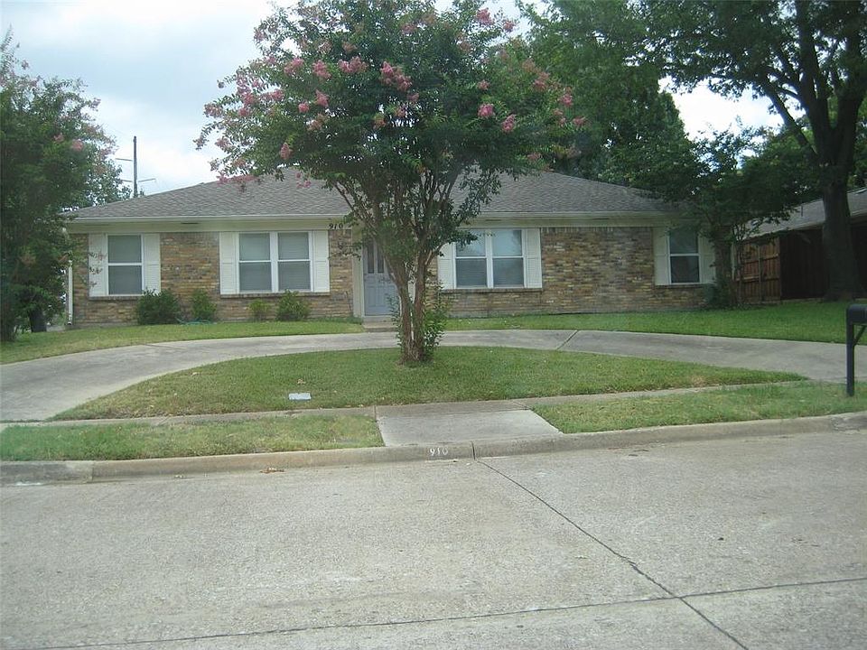 1st image of 910 Westminster Dr