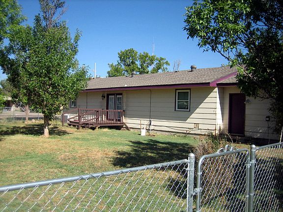 3rd image of 501 Avenue E