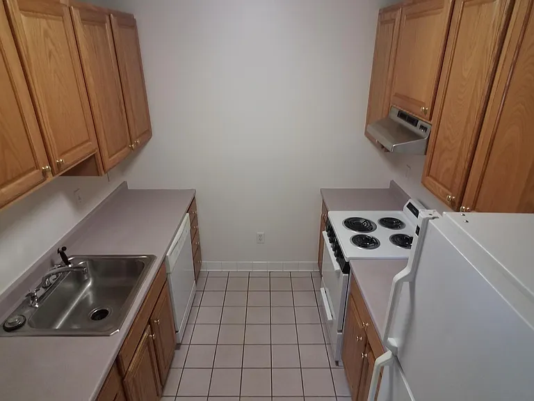 7 Rantoul St #302 — Photo 9