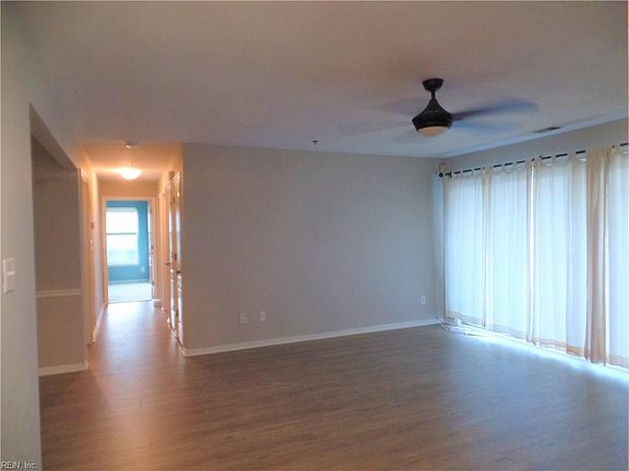 4th image of 2236 Lesner Cres APT 101