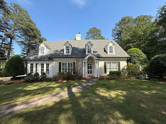 4th image of 1610 Ridge Rd