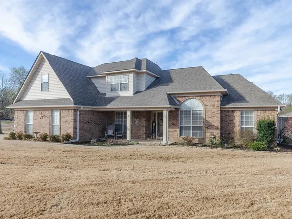 515 Farmer Trl, Atoka, TN 38004