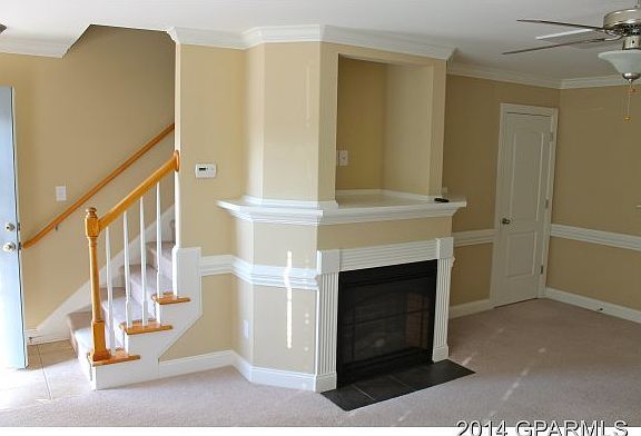 3rd image of 1920 Cambria Drive #B