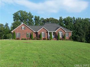 1012 Huckleberry Dr, Shelby, NC 28150