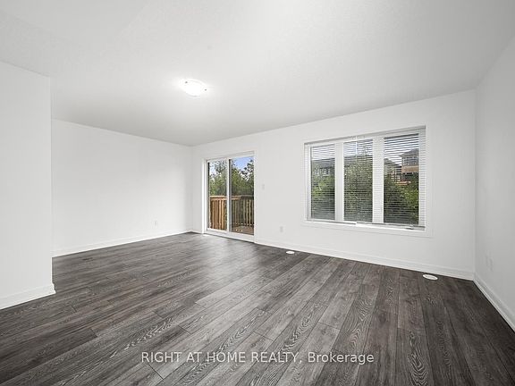 4th image of 6 Blue Forest Cres