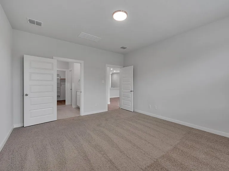 606 Green Grass Dr — Photo 14