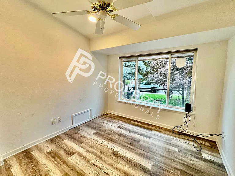 143 Current Dr — Photo 22