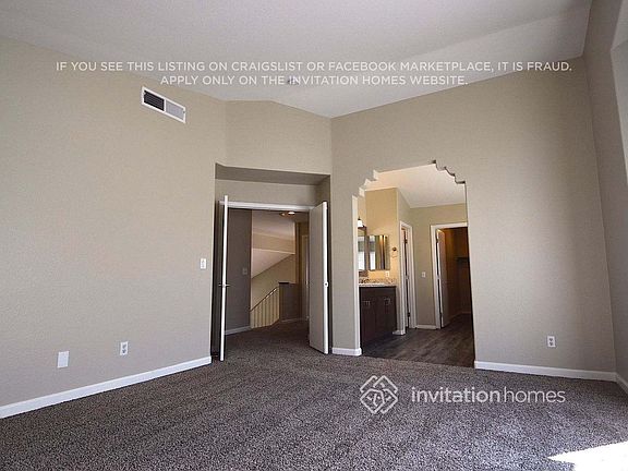2nd image of 2667 Ridgewater Cir