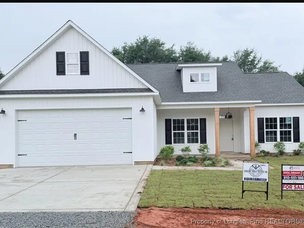 3649 Quarter Horse Run, Parkton, NC 28371