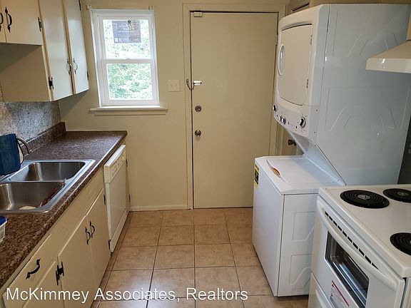 5th image of 3500 W Capitol Ave