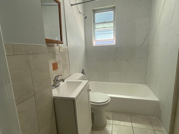 3rd image of 19 Triton Ter APT 1