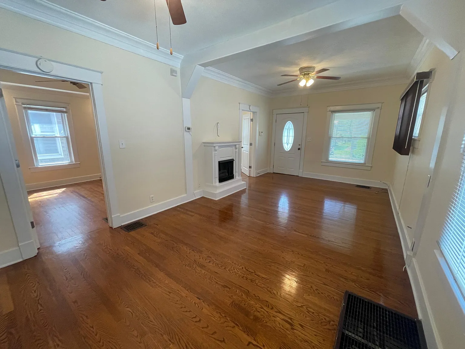 2 bed, 824 sqft, $1,395 — Photo 4