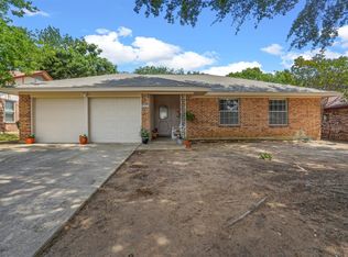 6537 Windrock Dr, Watauga, TX 76148