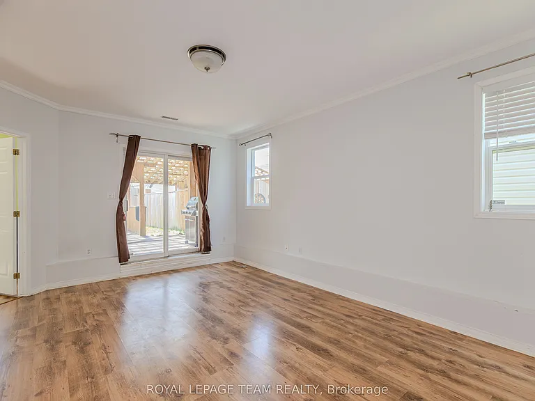 1566 Lisbon St #B — Photo 10