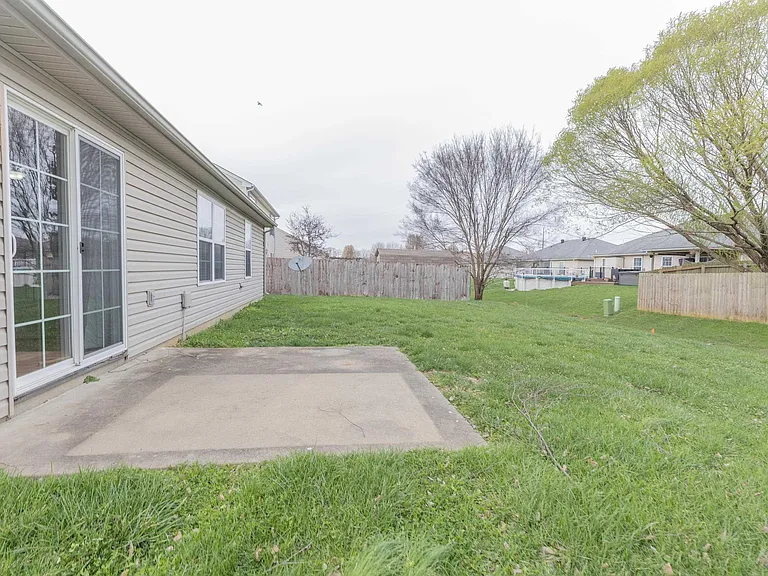 4920 Penrose Dr — Photo 14