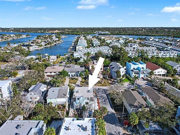 4th image of 700 2nd St #B