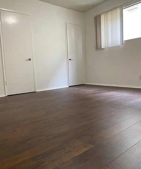 911 N Harper Ave #2 — Photo 18