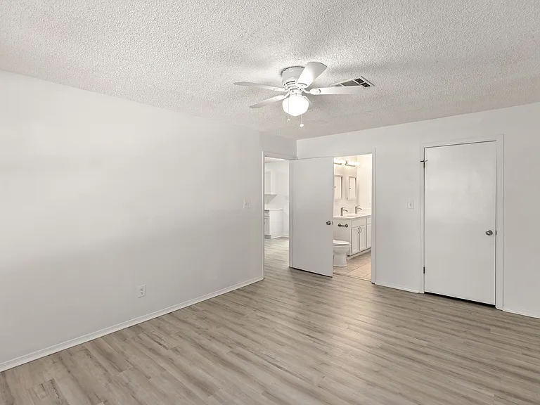 334 Calhoun Ave — Photo 49