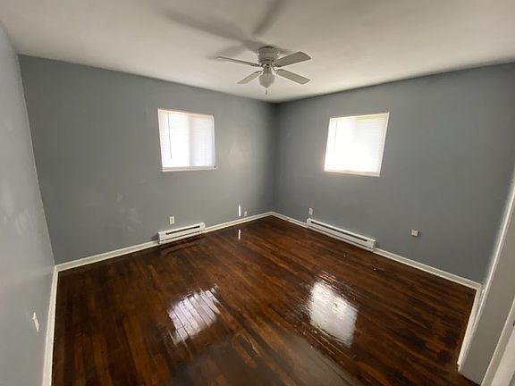 4th image of 5707-5709 E 21st St