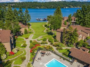 17498 NE 40th Pl #I-1, Redmond, WA