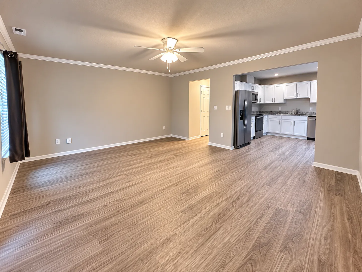 3 bed, 1565 sqft, $2,250 — Photo 3