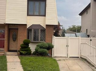 97 Stieg Ave, Staten Island, NY 10308
