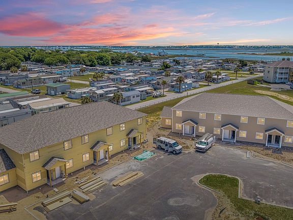 4th image of 650 Cedar Point Boulevard #F2