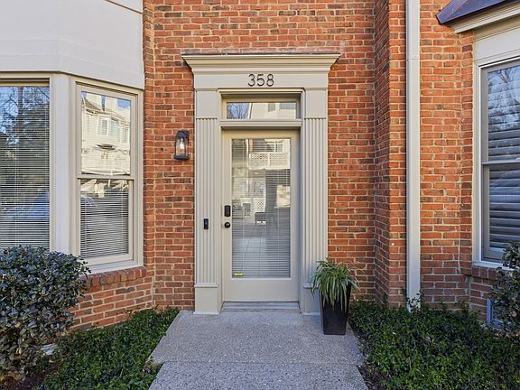 2nd image of 358 Ardsley Pl