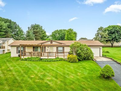 63 Delburne Dr, Davis, IL, 61019