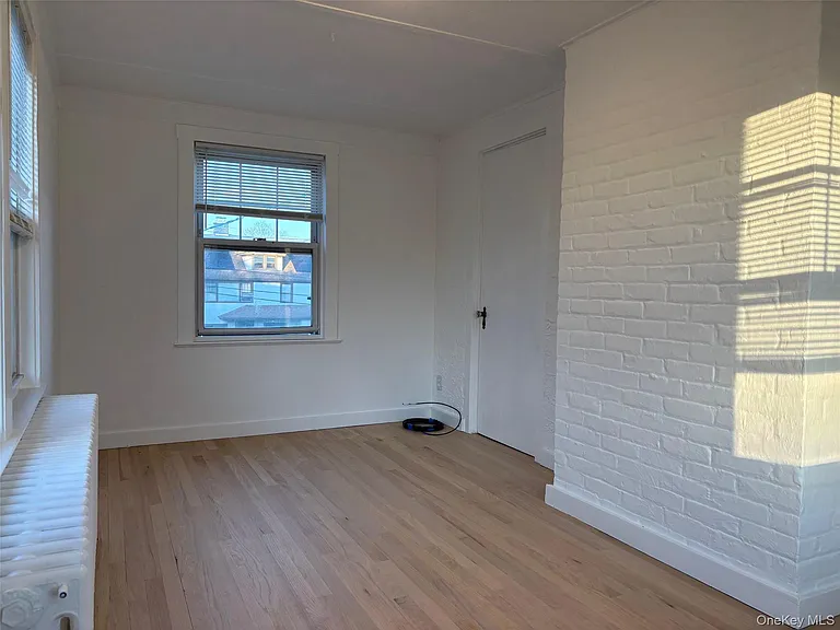 82 Putnam Ave — Photo 30