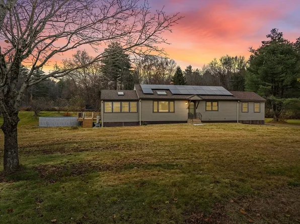 86 Sunnyhill Rd, Lunenburg, MA 01462
