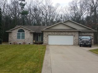 7227 Hyde Park Rd, Whitehall, MI 49461
