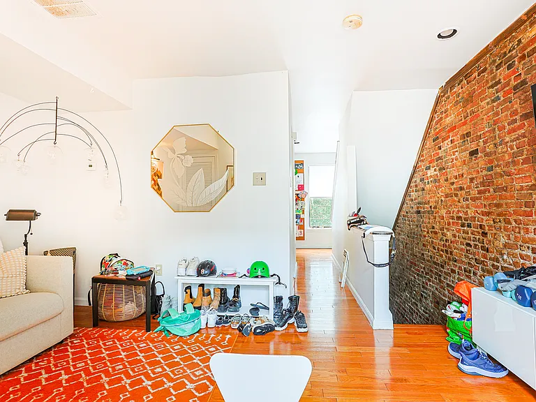 722 Kater St #2 — Photo 4
