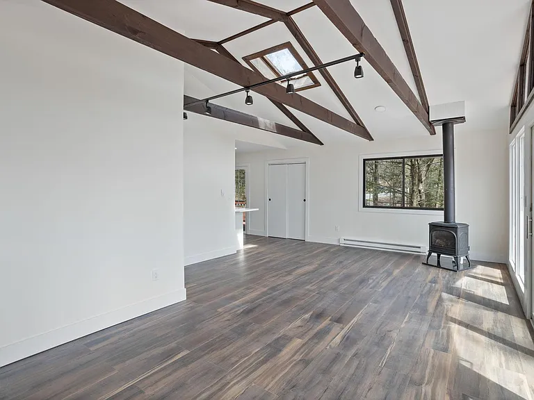530 Maple Ridge Dr — Photo 32