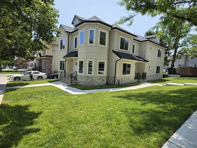 McKee Ave — Photo 69