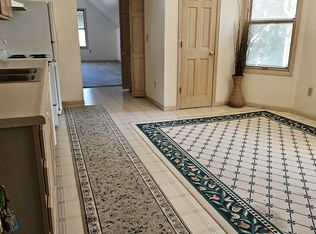 318 S 4th St #2R, Mankato, MN 56001