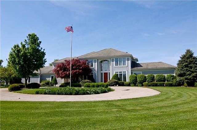 1st image of 13620 S Pebblebrook Ln