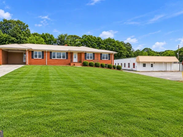 3201 Highway 17, Toccoa, GA 30577