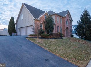 1107 Kent Dr, Mechanicsburg, PA 17050