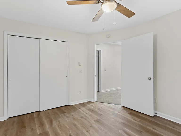 4 Horizon View Dr W #3 — Photo 2