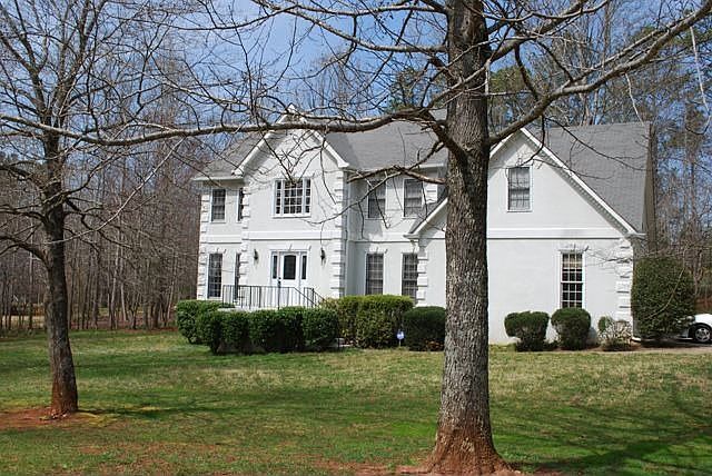 1st image of 204 Dunleith Dr