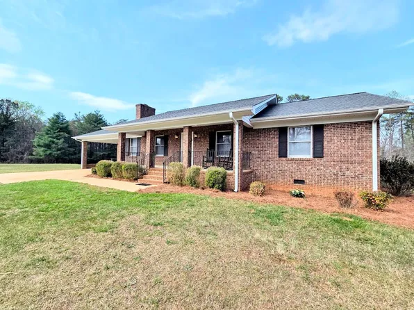 2891 Farrs Bridge Rd, Easley, SC 29640